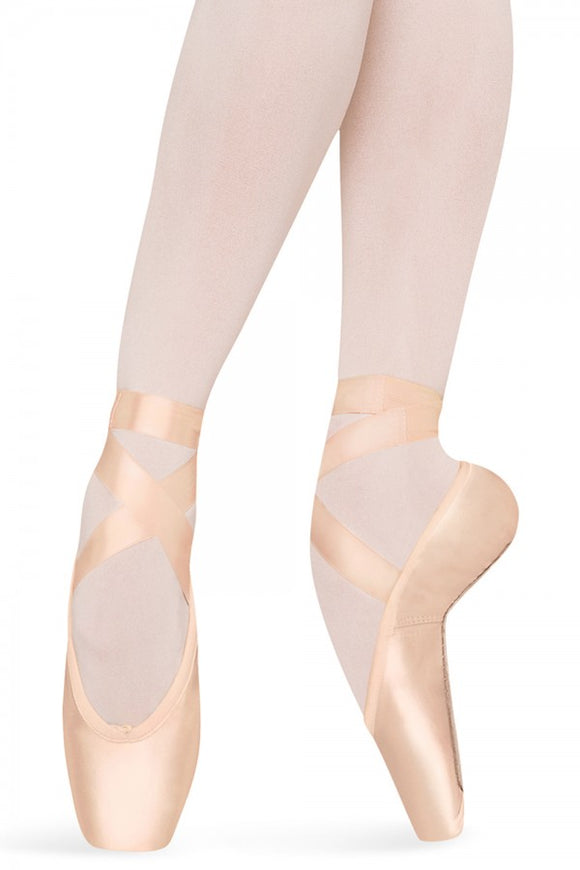 Axiom Pointe Shoe S0108L by Bloch