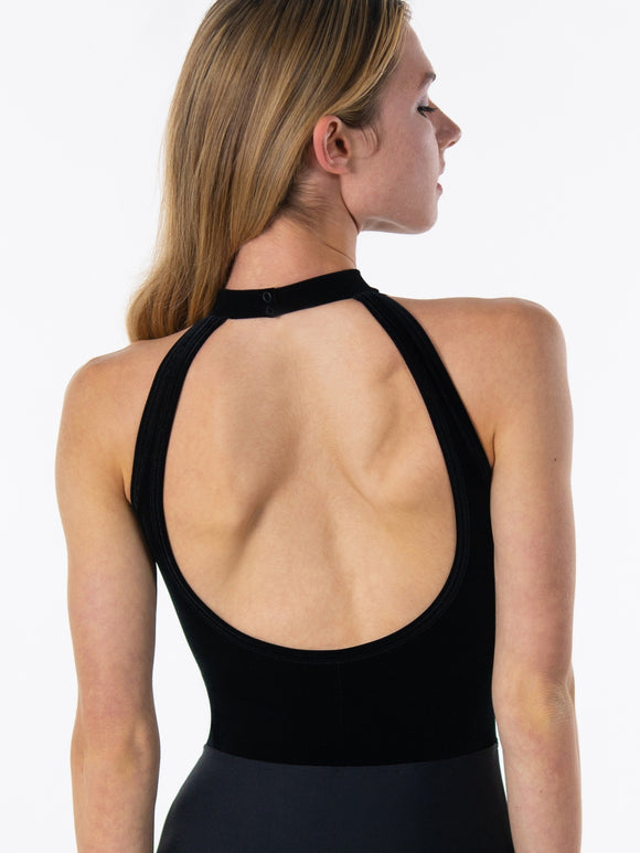 High Neck Leo 2444 by Suffolk